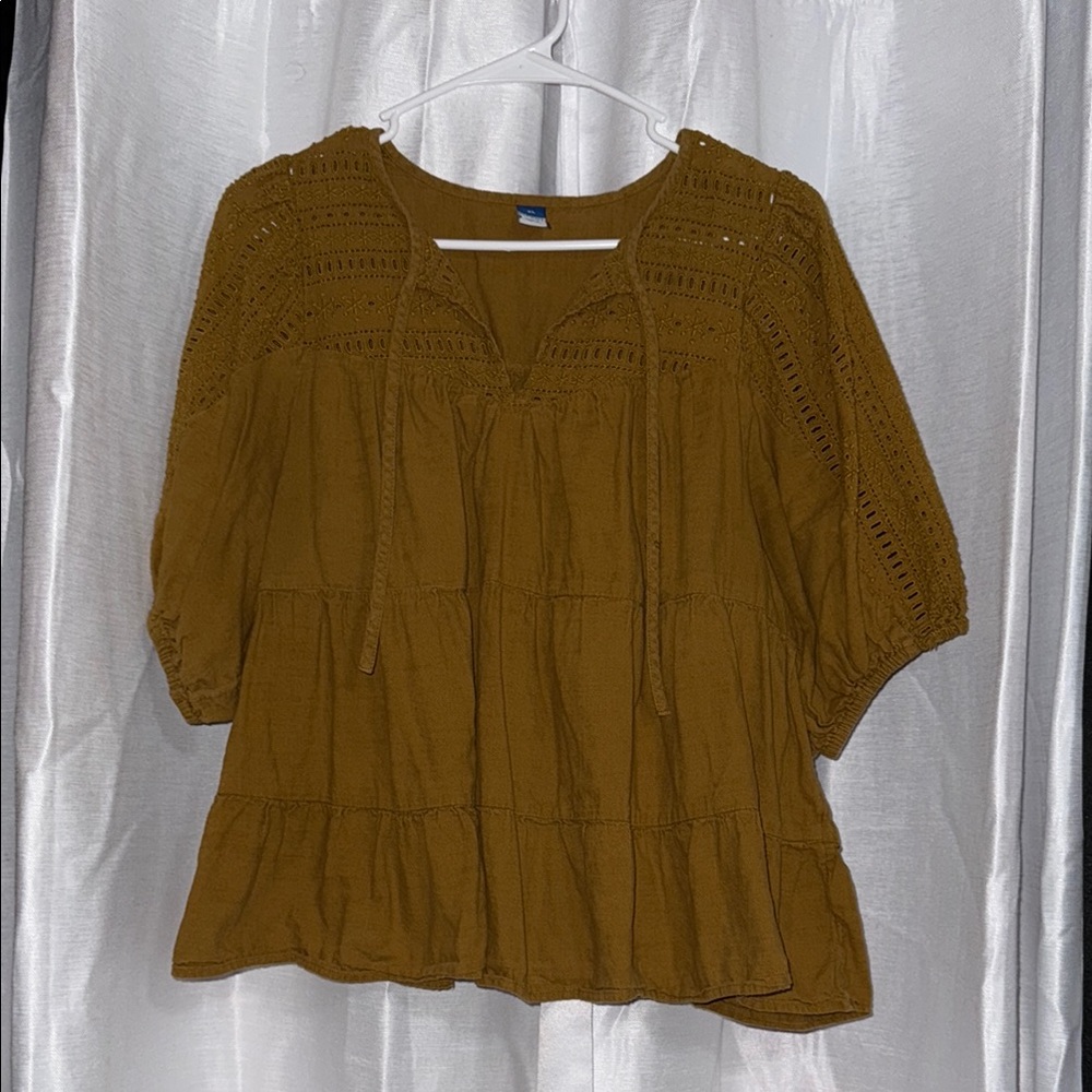 Old Navy Women's Mustard Top
